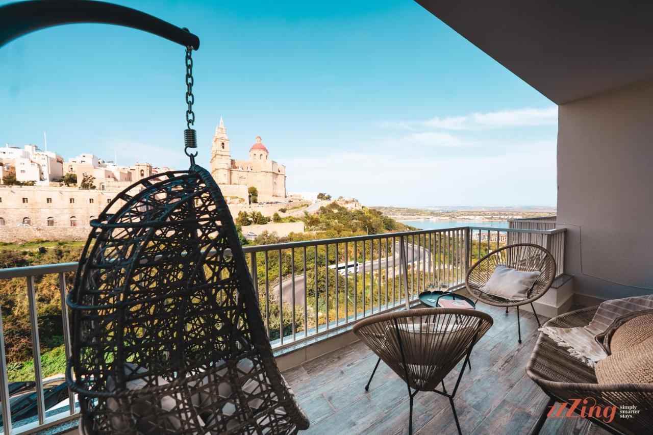 A Holiday Home In Mellieha With Gorgeous Views ภายนอก รูปภาพ
